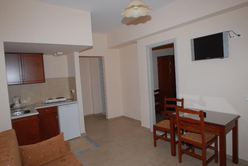 Eriphilly Studios & Apartments Mithimna Extérieur photo