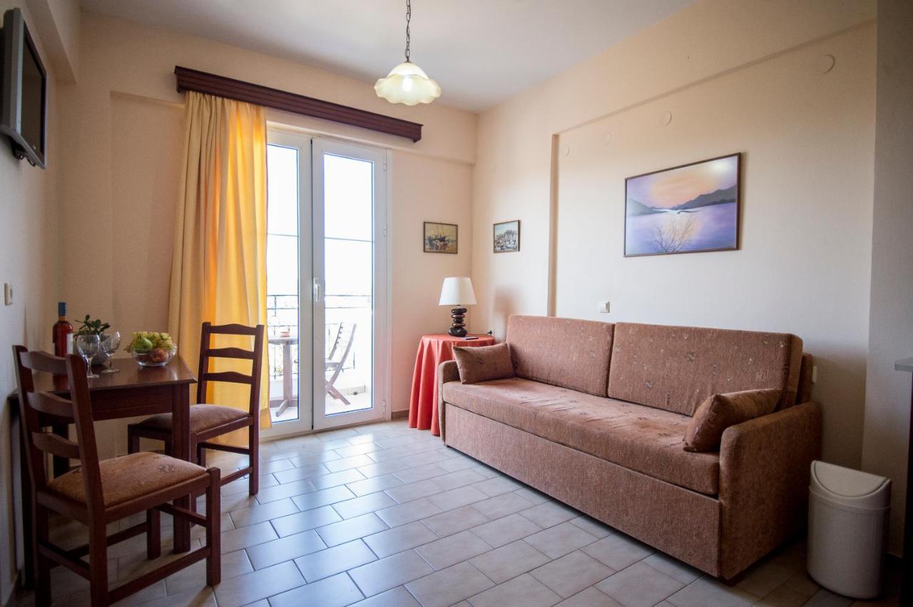 Eriphilly Studios & Apartments Mithimna Extérieur photo